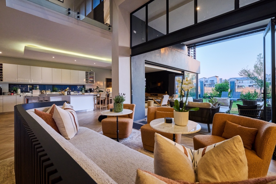 4 Bedroom Property for Sale in Waterfall Country Village Gauteng