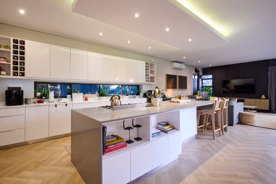 4 Bedroom Property for Sale in Waterfall Country Village Gauteng