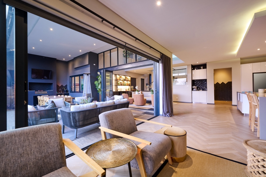 4 Bedroom Property for Sale in Waterfall Country Village Gauteng