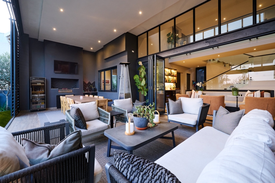 4 Bedroom Property for Sale in Waterfall Country Village Gauteng