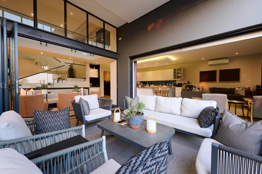 4 Bedroom Property for Sale in Waterfall Country Village Gauteng
