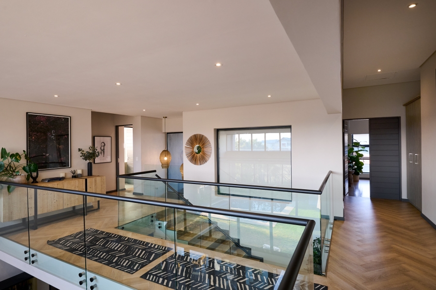 4 Bedroom Property for Sale in Waterfall Country Village Gauteng