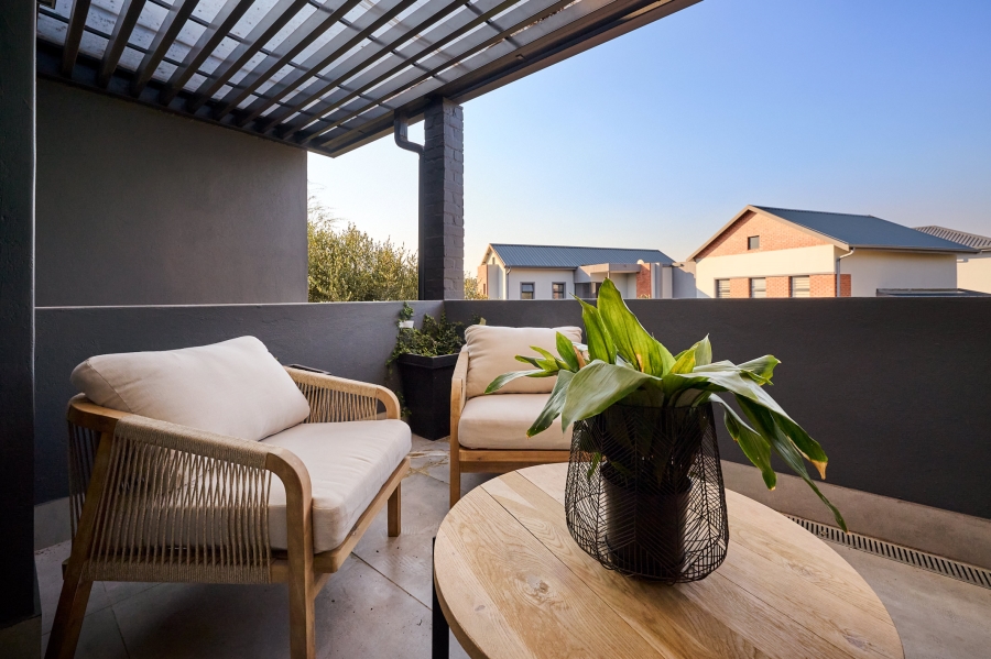4 Bedroom Property for Sale in Waterfall Country Village Gauteng