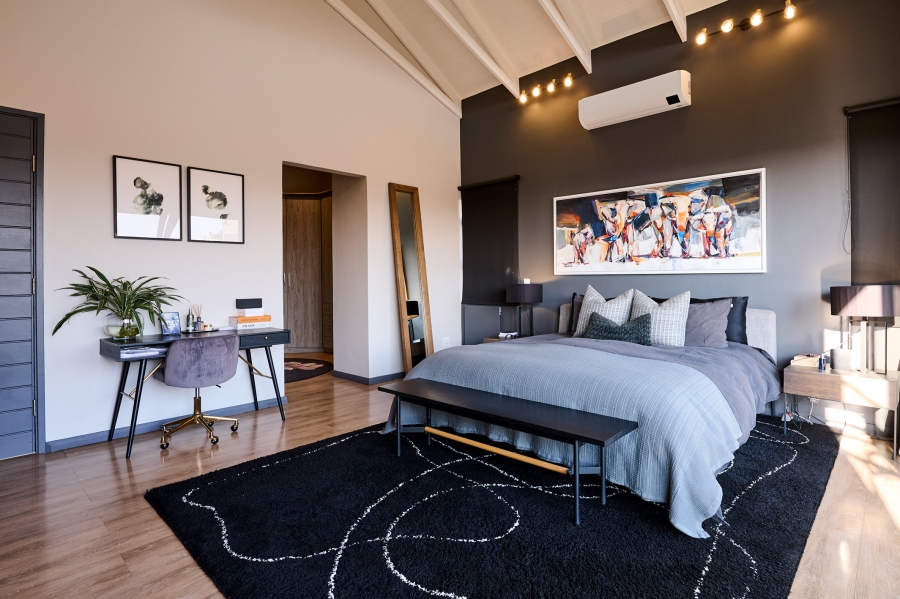 4 Bedroom Property for Sale in Waterfall Country Village Gauteng