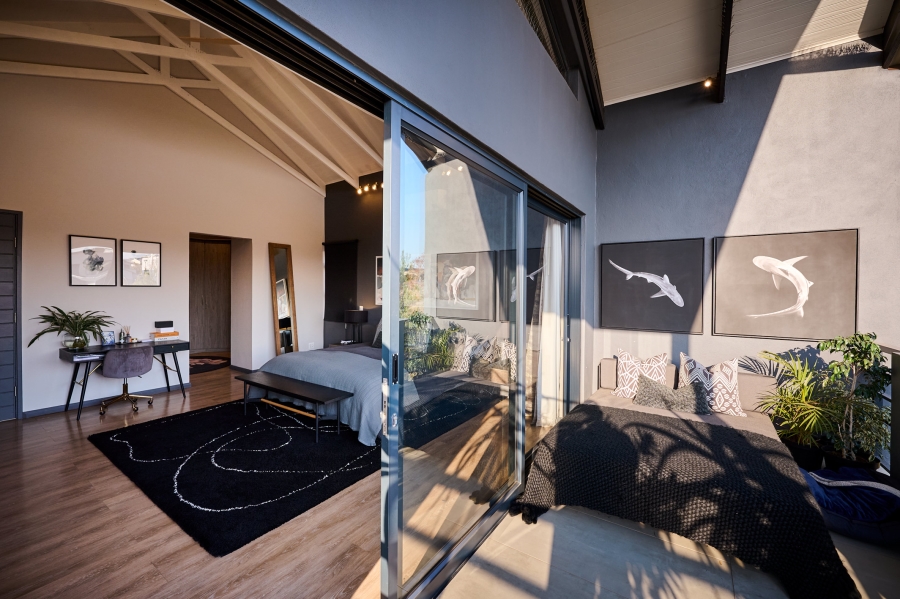 4 Bedroom Property for Sale in Waterfall Country Village Gauteng