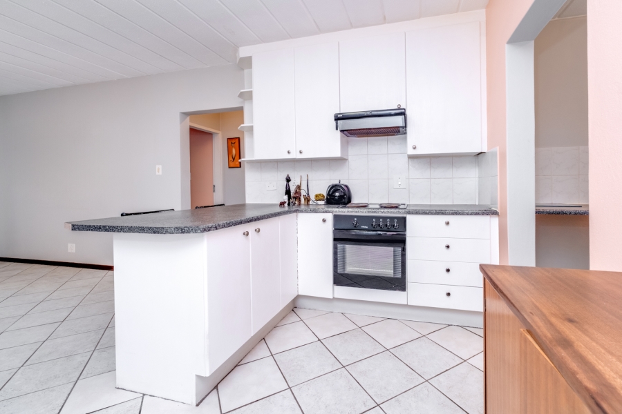 2 Bedroom Property for Sale in Noordhang Gauteng