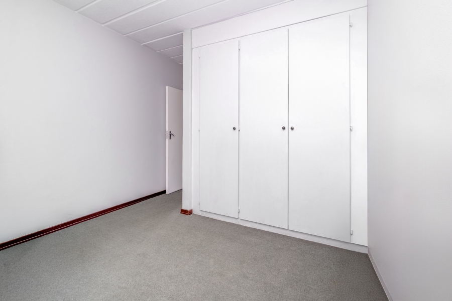 2 Bedroom Property for Sale in Noordhang Gauteng