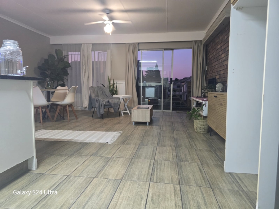 2 Bedroom Property for Sale in Bardene Gauteng