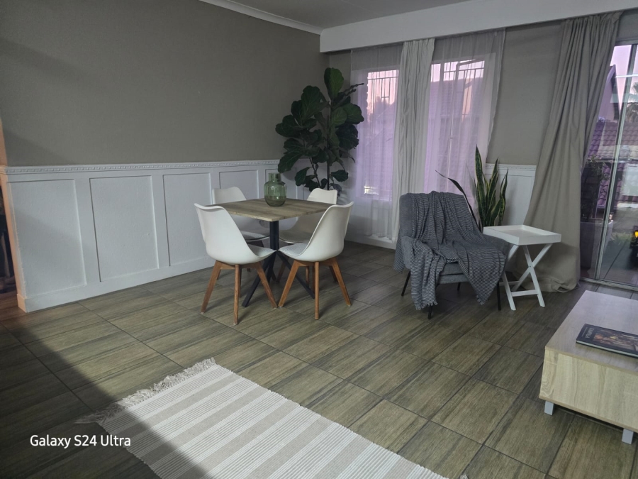 2 Bedroom Property for Sale in Bardene Gauteng