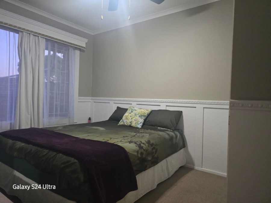 2 Bedroom Property for Sale in Bardene Gauteng
