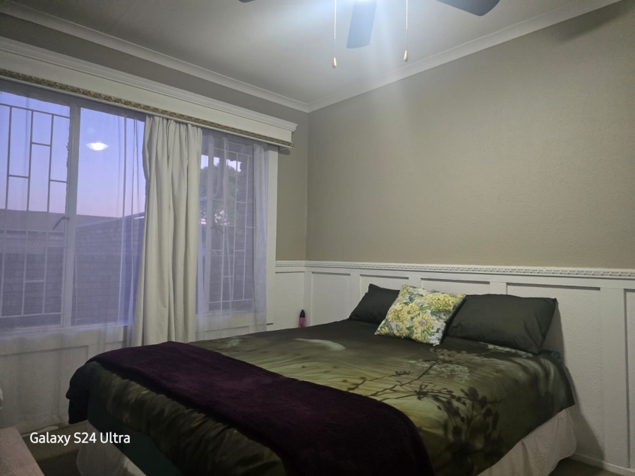 2 Bedroom Property for Sale in Bardene Gauteng