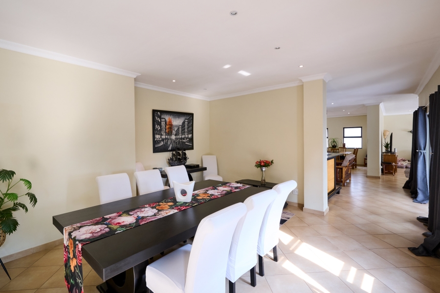 4 Bedroom Property for Sale in Carlswald North Estate Gauteng