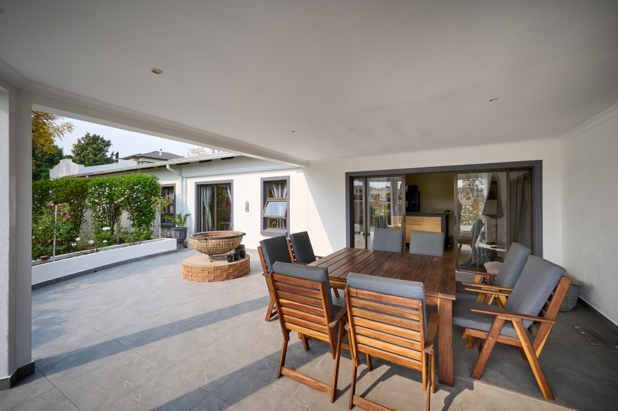 4 Bedroom Property for Sale in Carlswald North Estate Gauteng