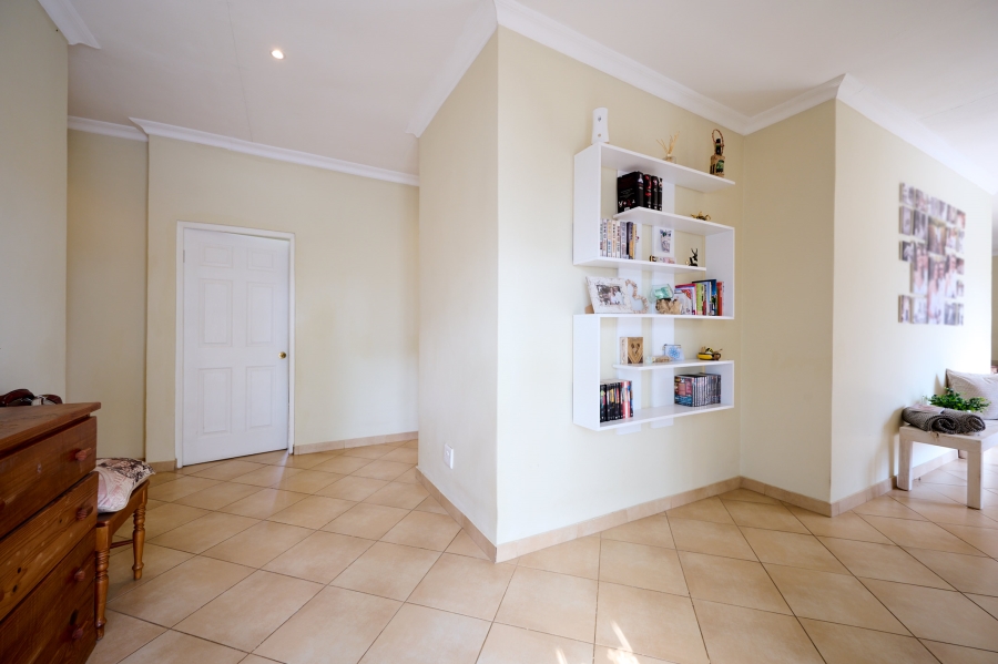 4 Bedroom Property for Sale in Carlswald North Estate Gauteng