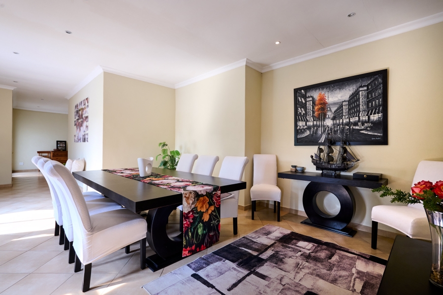 4 Bedroom Property for Sale in Carlswald North Estate Gauteng