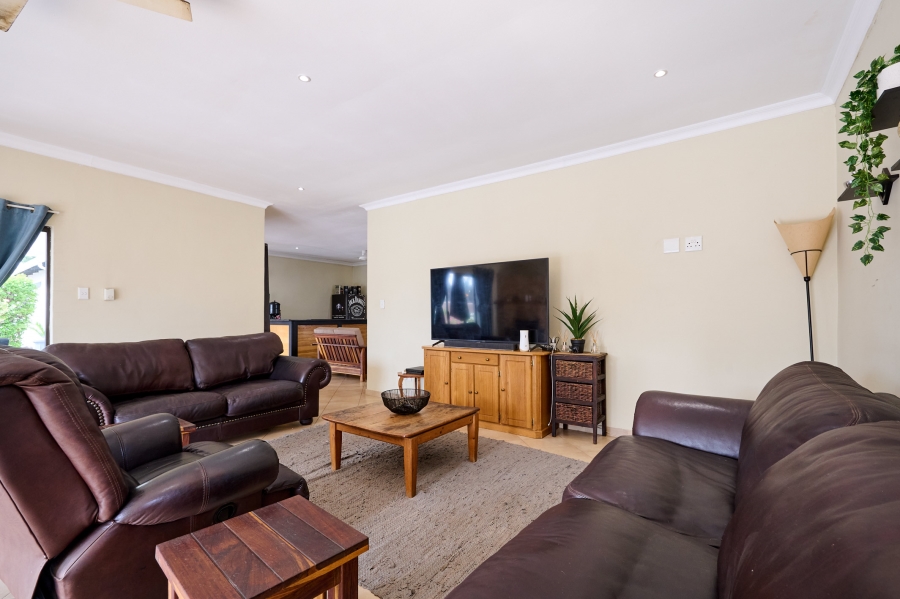 4 Bedroom Property for Sale in Carlswald North Estate Gauteng