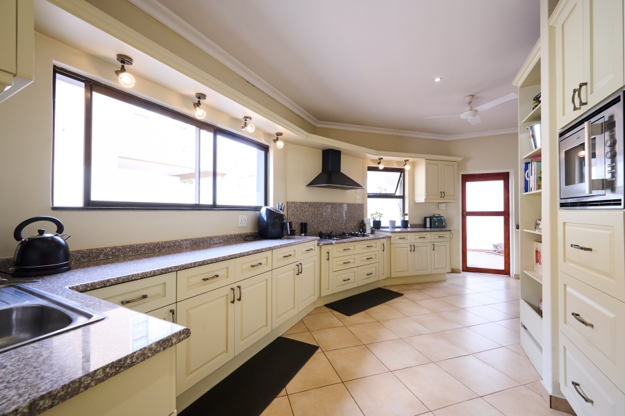 4 Bedroom Property for Sale in Carlswald North Estate Gauteng