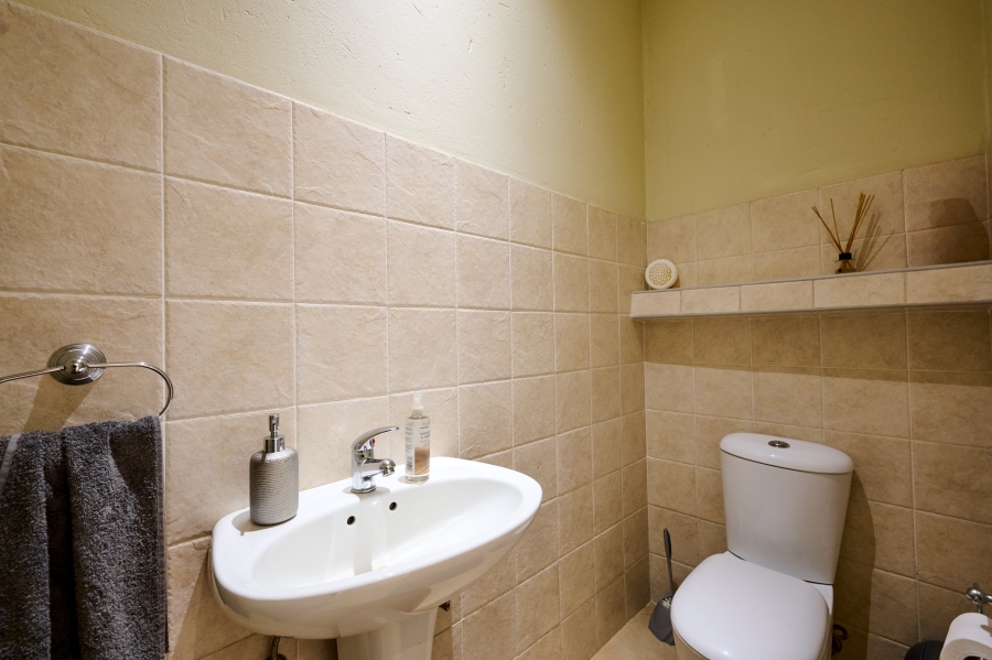 4 Bedroom Property for Sale in Carlswald North Estate Gauteng
