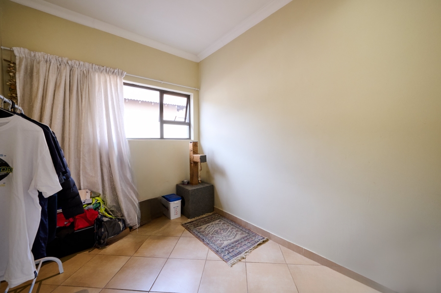 4 Bedroom Property for Sale in Carlswald North Estate Gauteng