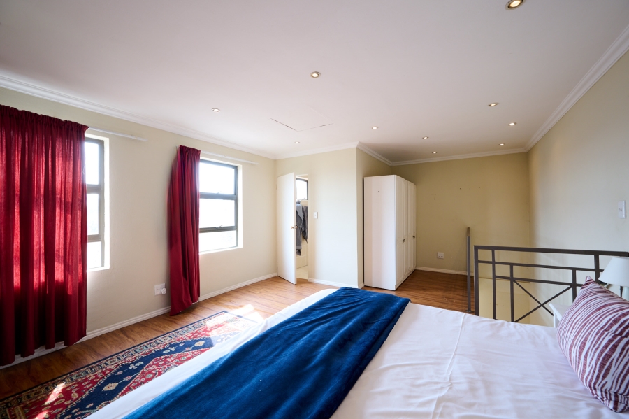 4 Bedroom Property for Sale in Carlswald North Estate Gauteng