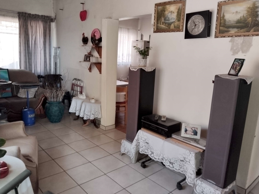 4 Bedroom Property for Sale in Pretoria Gardens Gauteng