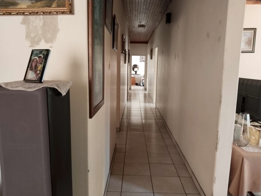 4 Bedroom Property for Sale in Pretoria Gardens Gauteng