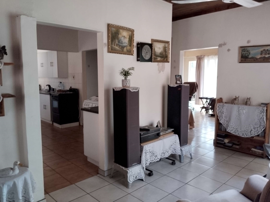 4 Bedroom Property for Sale in Pretoria Gardens Gauteng