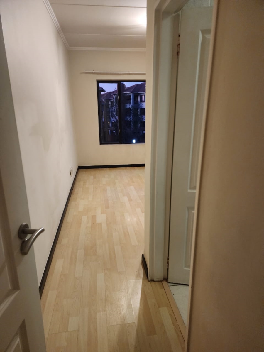 To Let 2 Bedroom Property for Rent in Greenstone Hill Gauteng