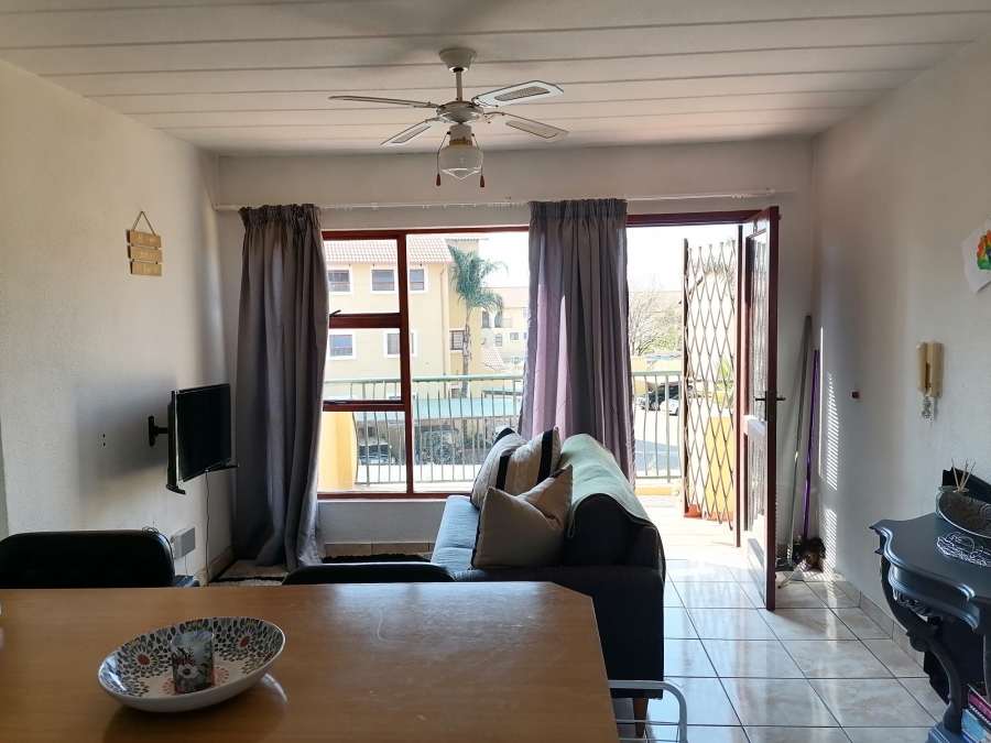 To Let 1 Bedroom Property for Rent in Sundowner Gauteng