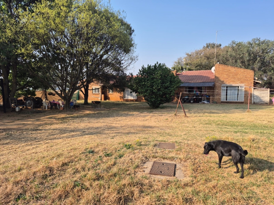 4 Bedroom Property for Sale in Zesfontein A H Gauteng