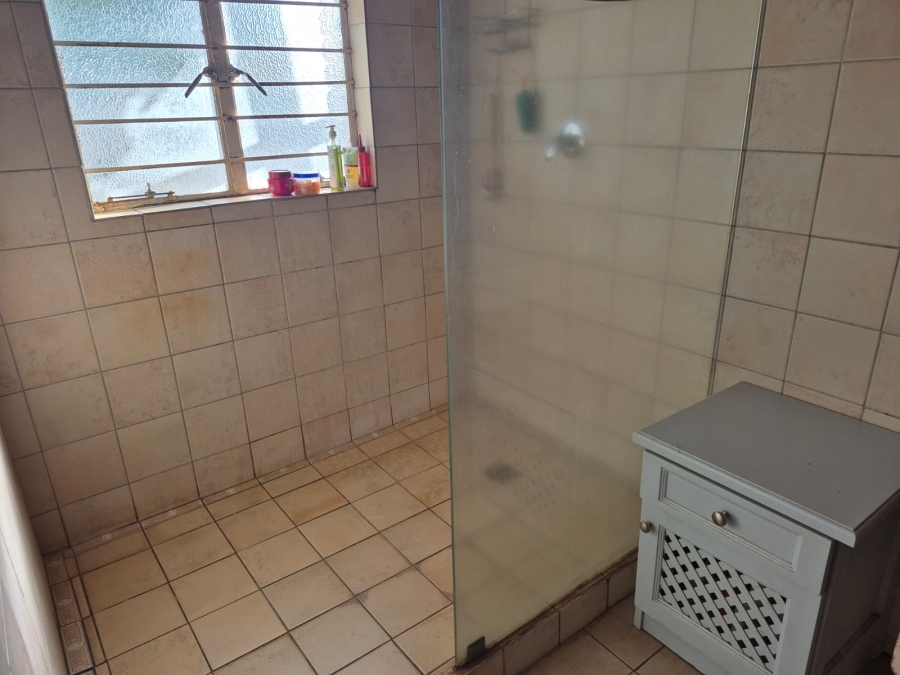 4 Bedroom Property for Sale in Zesfontein A H Gauteng