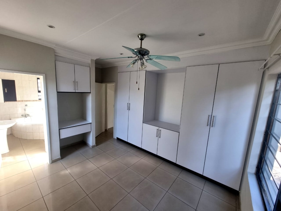 4 Bedroom Property for Sale in Meyersdal Gauteng