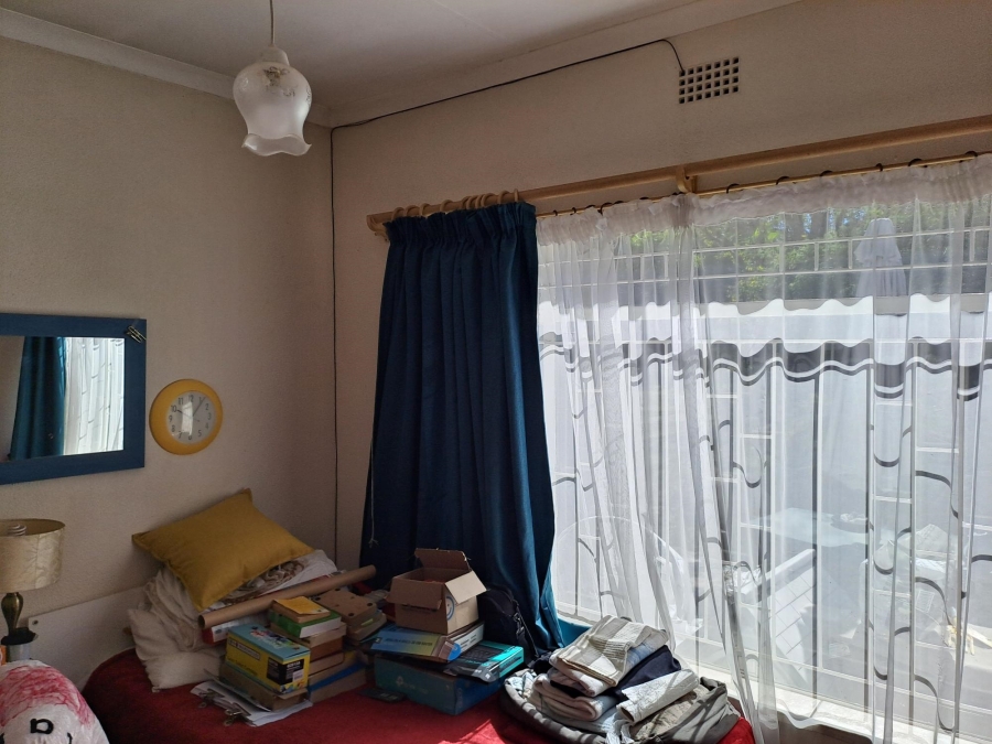 5 Bedroom Property for Sale in Breaunanda Gauteng