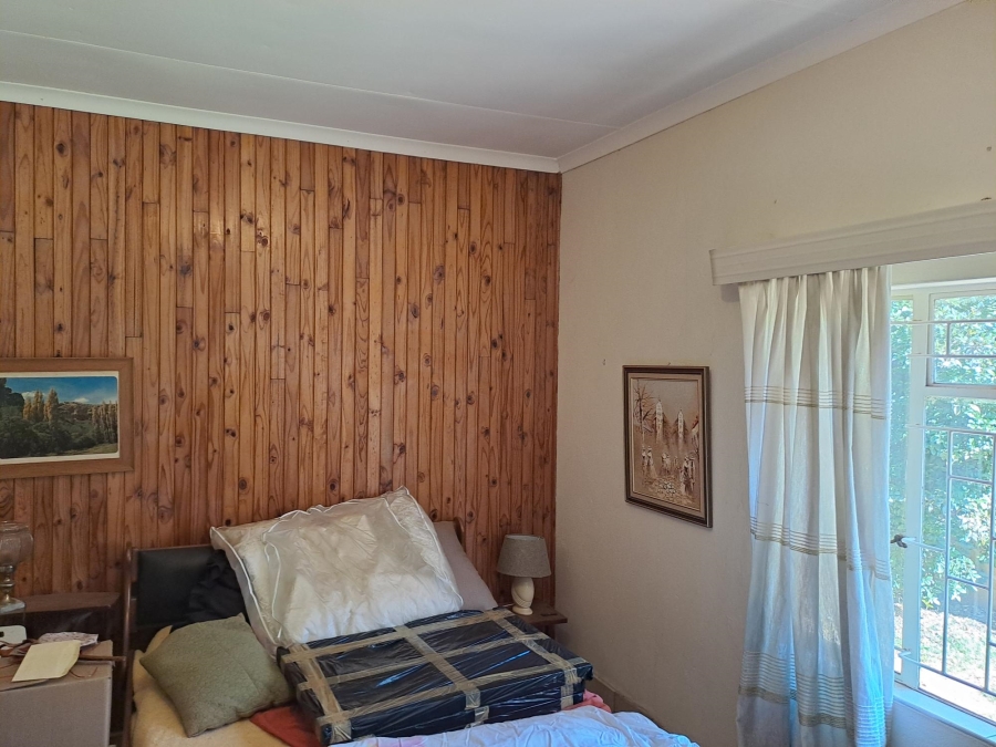 5 Bedroom Property for Sale in Breaunanda Gauteng