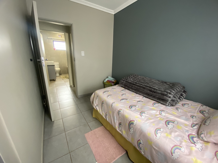 4 Bedroom Property for Sale in Lotus Gardens Gauteng