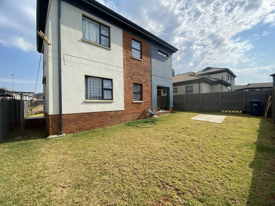 4 Bedroom Property for Sale in Lotus Gardens Gauteng