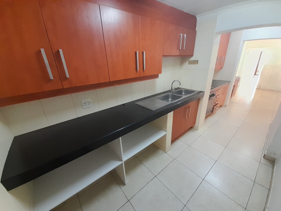 4 Bedroom Property for Sale in Bezuidenhout Valley Gauteng