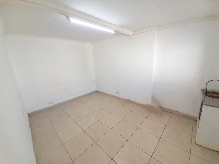 4 Bedroom Property for Sale in Bezuidenhout Valley Gauteng