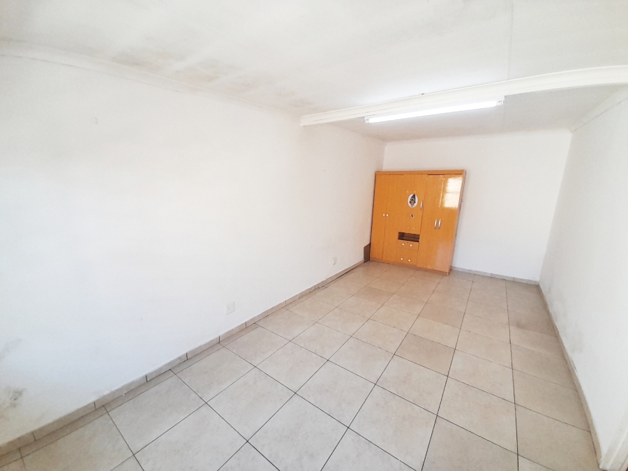 4 Bedroom Property for Sale in Bezuidenhout Valley Gauteng