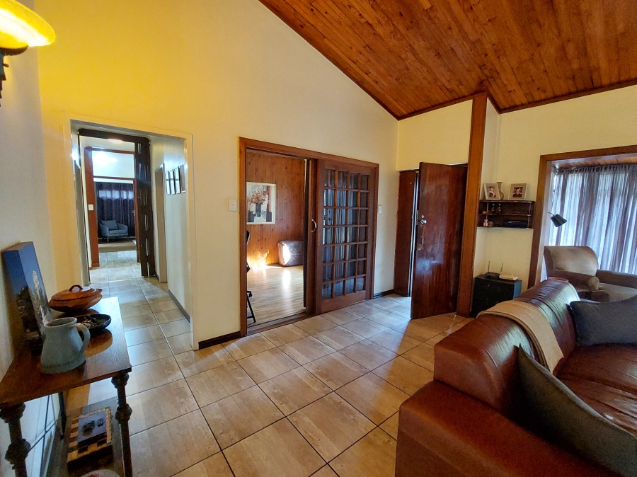 3 Bedroom Property for Sale in Monument Park Gauteng