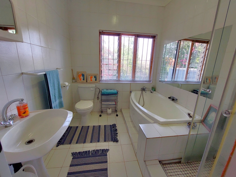 3 Bedroom Property for Sale in Monument Park Gauteng