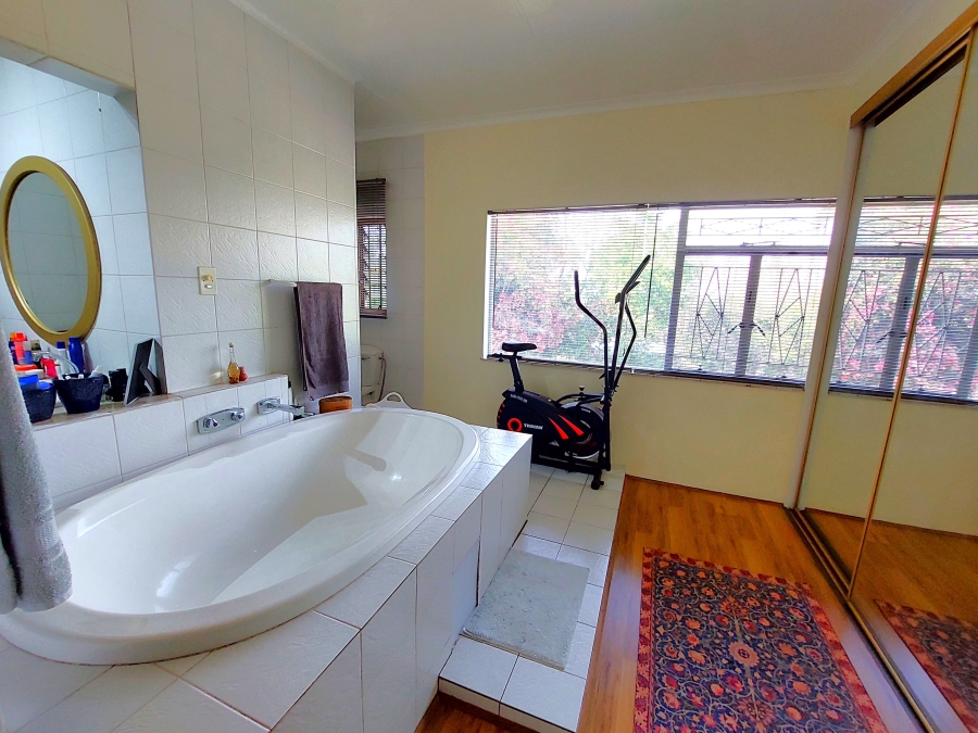3 Bedroom Property for Sale in Monument Park Gauteng