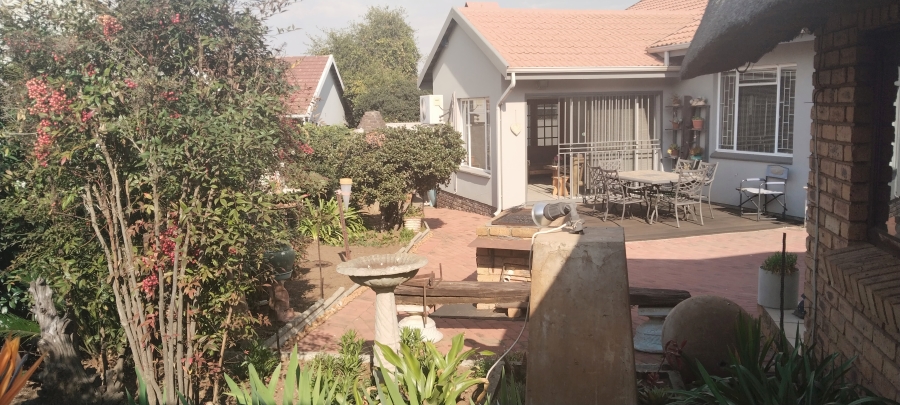 4 Bedroom Property for Sale in Jordaan Park Gauteng