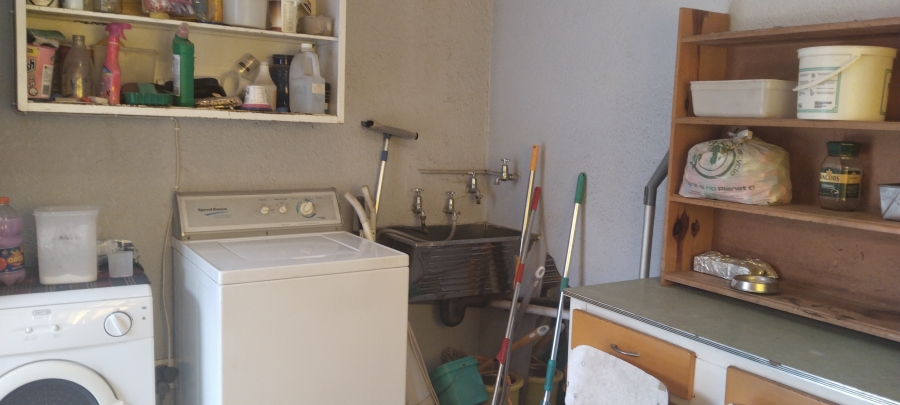 4 Bedroom Property for Sale in Jordaan Park Gauteng