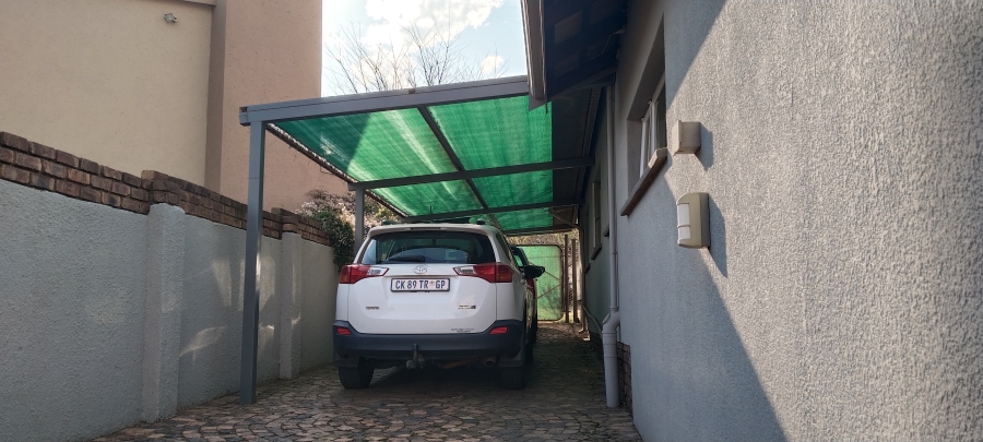 4 Bedroom Property for Sale in Jordaan Park Gauteng