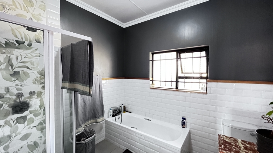 2 Bedroom Property for Sale in Vlakfontein Gauteng