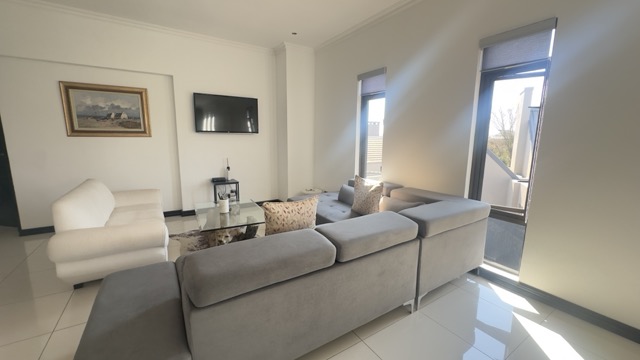 5 Bedroom Property for Sale in Serengeti Lifestyle Estate Gauteng