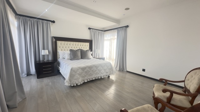 5 Bedroom Property for Sale in Serengeti Lifestyle Estate Gauteng