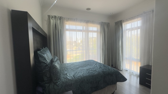 5 Bedroom Property for Sale in Serengeti Lifestyle Estate Gauteng