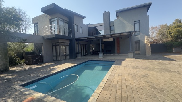 5 Bedroom Property for Sale in Serengeti Lifestyle Estate Gauteng